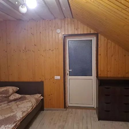 лимонний дім Guest house 3*